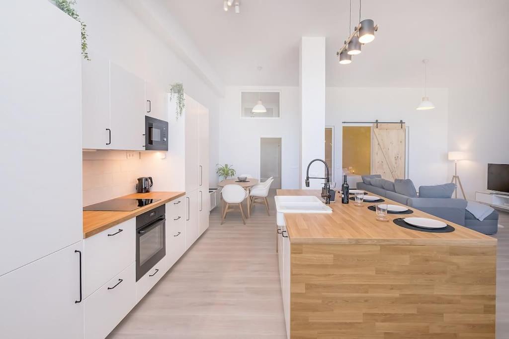 Homey Apt Cómpeta المظهر الخارجي الصورة